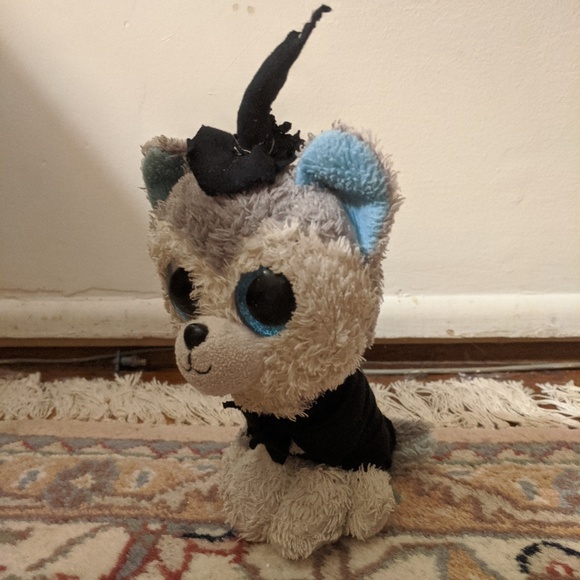 Meet your Posher, Naomi - Picture 1 of 1